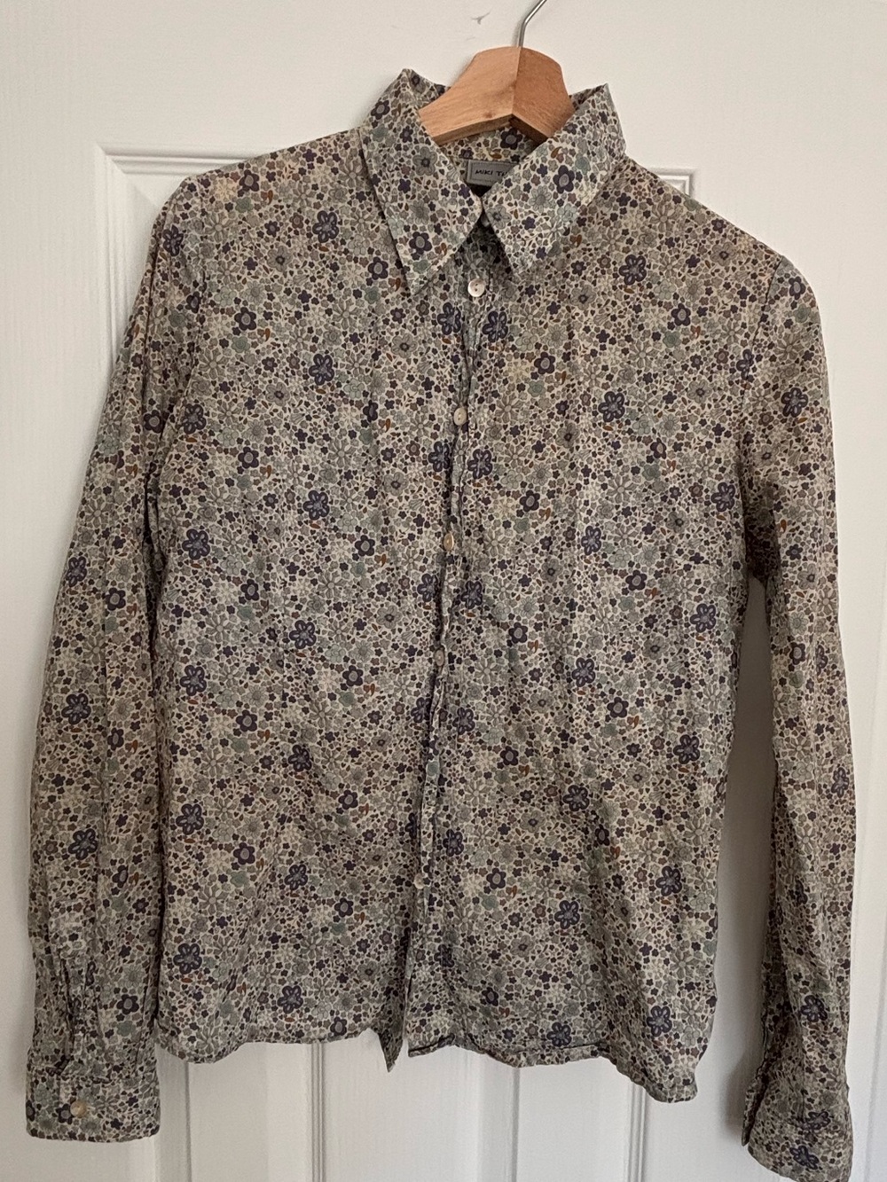 Women's Floral Button-Down Shirt in Light Beige by H&M